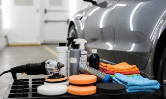 Beginner’s Guide to Car Polishes and Compounds for Perfect Shine