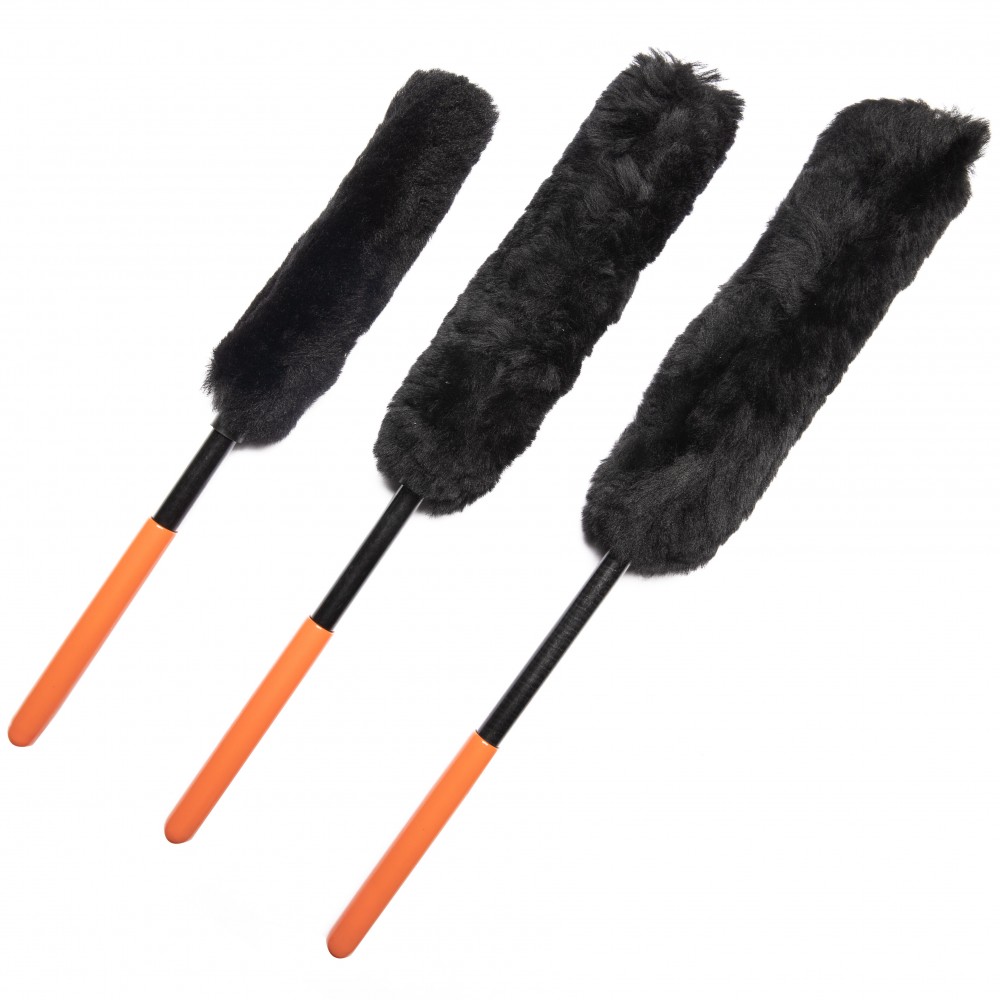 Rim shop cleaning brush